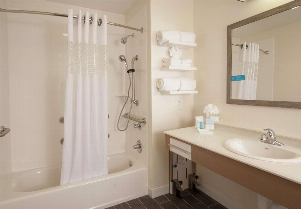 Hampton Inn & Suites by Hilton Augusta-Washington Rd image 23